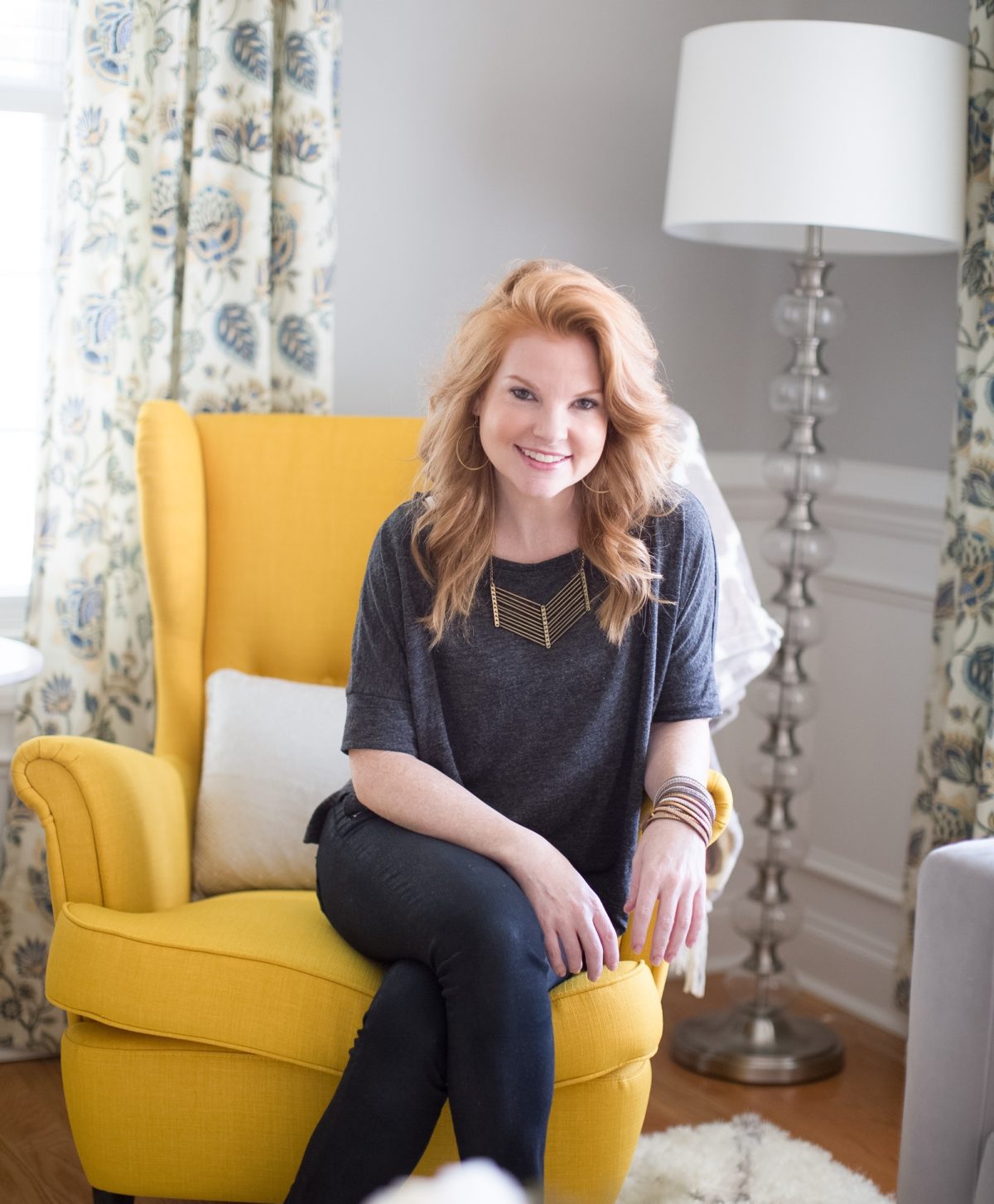 Shelf Help About Liz MacDonald